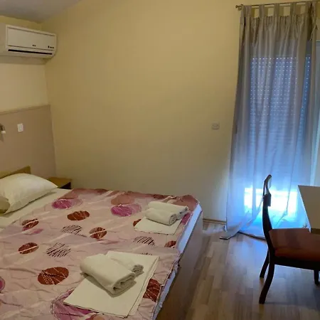 Gostinjska kuća Ante 3*